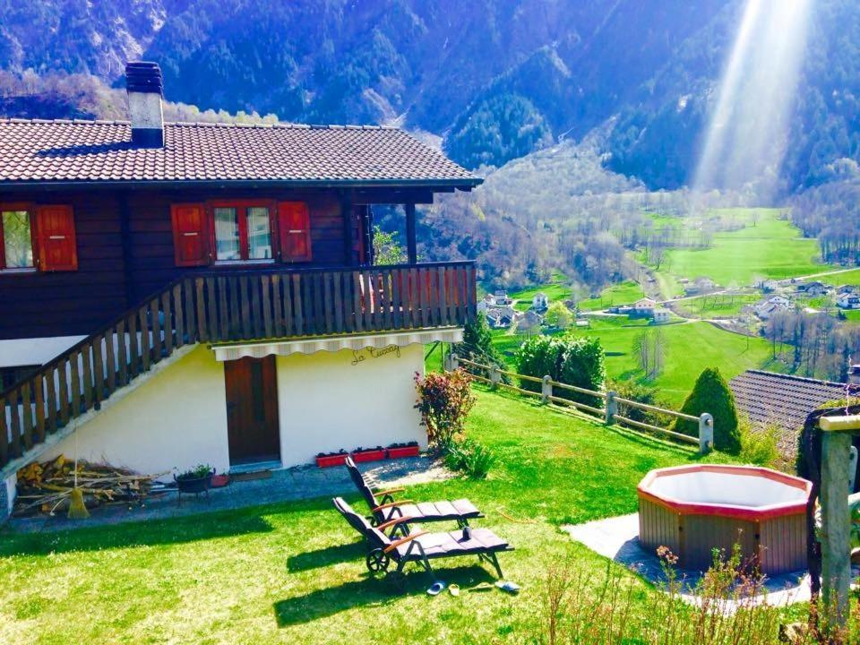 فيلا Ponto Valentinoفي Modern Charme Studio In Chalet المظهر الخارجي الصورة